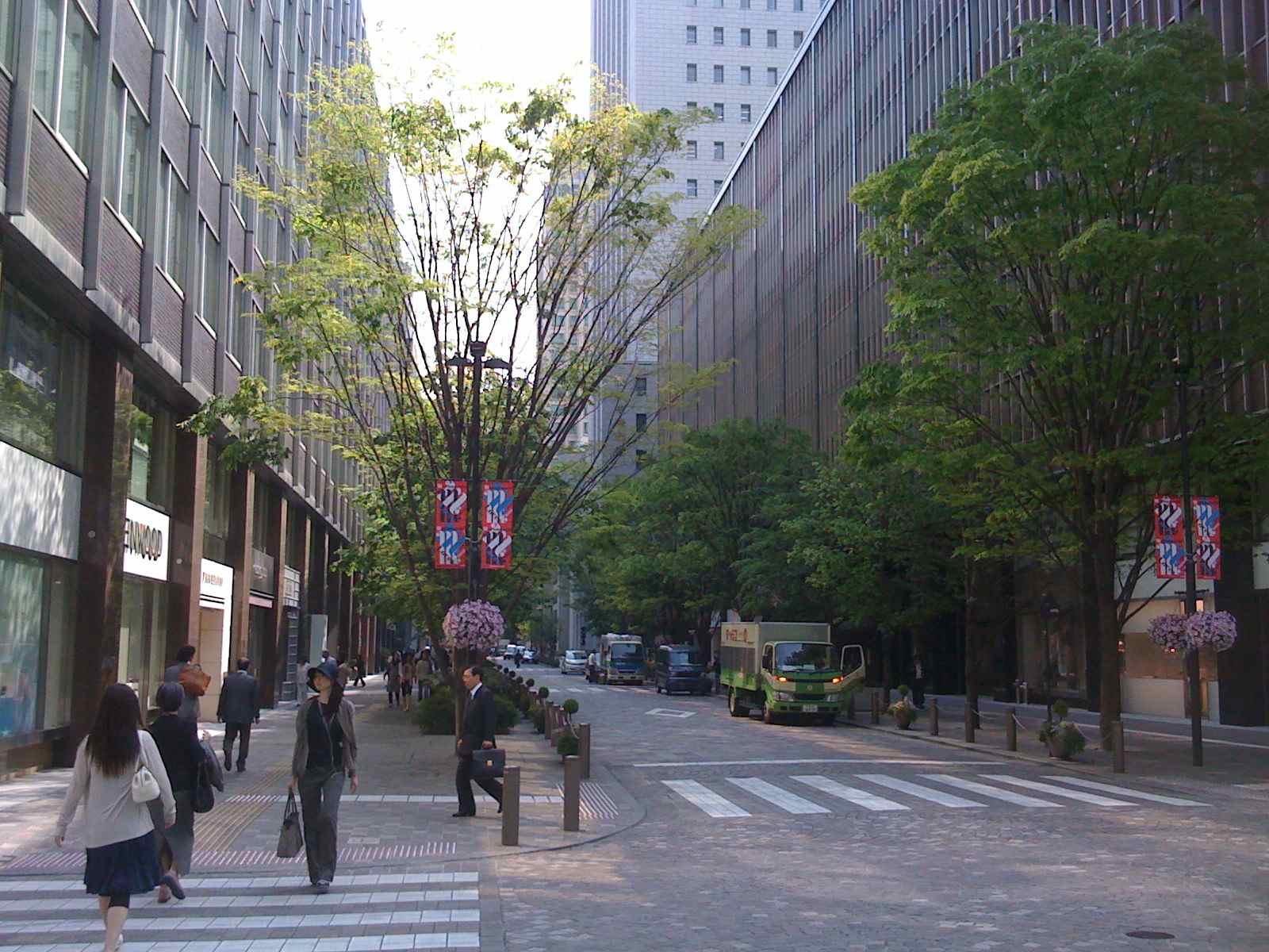 marunouchi1